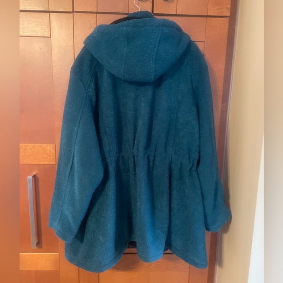 Catherine’s Plus Sz 5X (32/34) NWT Teal Sherpa Fleece Coat - Picture 7 of 7
